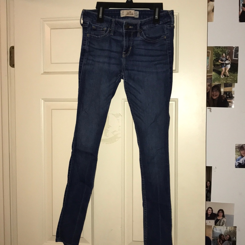 Hollister Super Skinny Jeans
